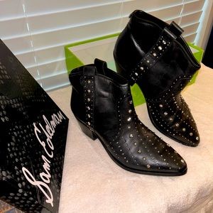 SamEdelman Black Studded ankle boot size 10